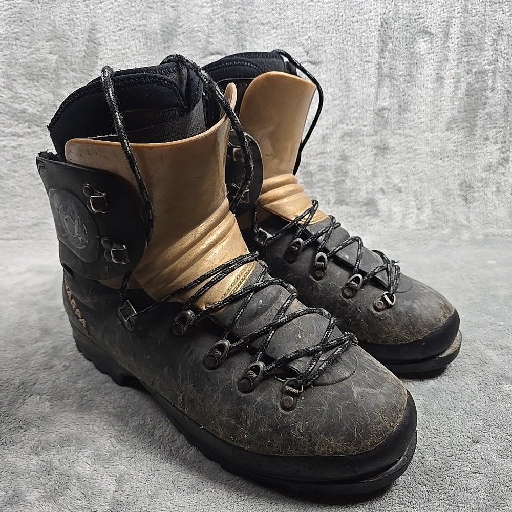 Scarpa Alpha Hard Shell Mountaineering Hiking Boots US Men's 9/10‎